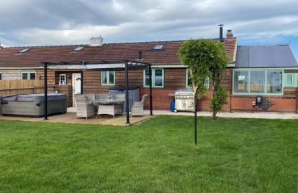 Wisteria Barn hot tub holidays in the Cotswolds - Foto 40