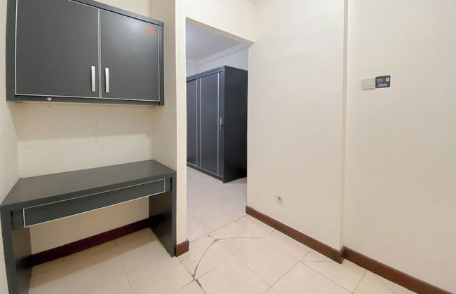 Spacious Luxury 2Br At Majesty Apartment - Photo 2