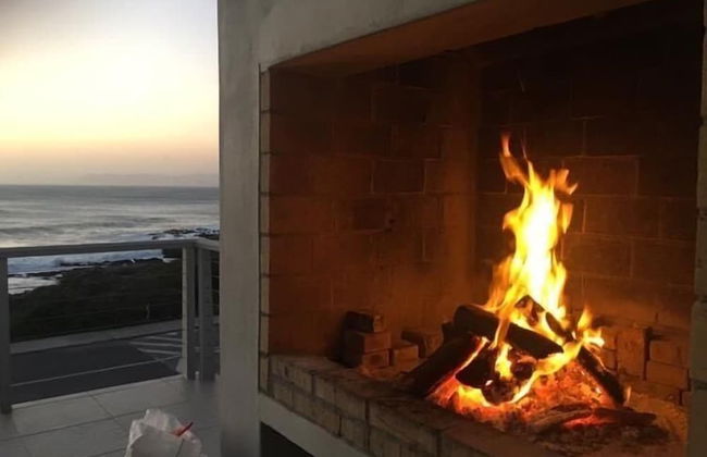 Gansbaai Seafront Holiday House: Ons C-huis - Foto 15