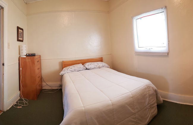 Canora Home Rentals Vacation Cottage - Photo 3