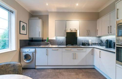 Modern Living 2 Bedroom Apartment South Wilmslow - Foto 46
