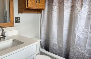 The Spruce House Family 4BR 2 Bath Great Location In Ogallala Close to Lake McConaughy - Foto 17