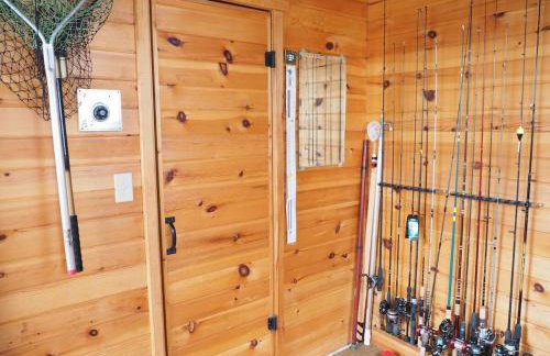 Vermilion Lakeside Cabin with Sauna, 2 Docks, AC - Photo 9