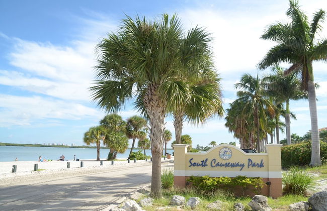 Coastal Haven Retreat - Photo 17