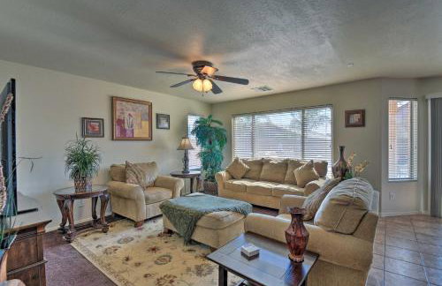 Relaxing San Tan Valley Retreat with Pool and Hot Tub! - Foto 3