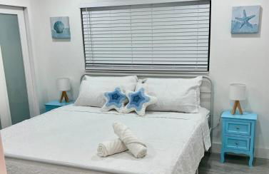 20 OFF BLUE WAVE 10min Beach and Airport - Foto 5