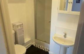 Town Centre spacious 4 bed town house - Foto 21