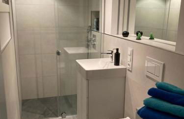 Schickes Apartment in Düsseldorf- Flehe - Foto 6