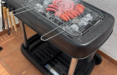 Costa Dorada Beach Villa with Shared Pool and Terrace - Foto 25