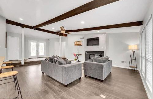 Serene Deck 10 Mins Garland City Square - Foto 12