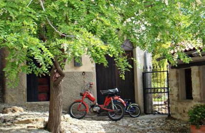 Panoramic Rural House With Garden - Photo 69