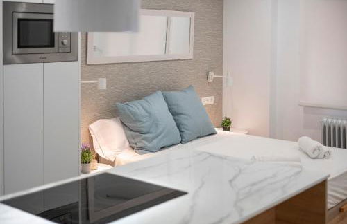 Estudio Deluxe en Jardines del Triunfo - Granada - Foto 14