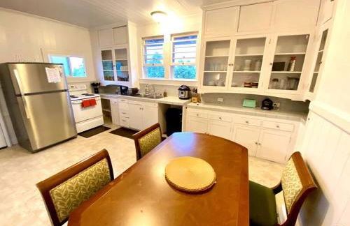 YOUR HILO HOMEBASE - Lovely 3 Bedroom in Heart of Hilo with AC! - Foto 6