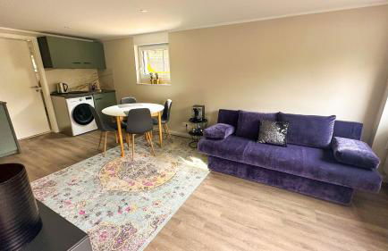 Souterrain - Privatwohnung mit Schlafzimmer im Einfamilienhaus - Foto 7