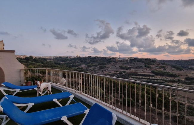 Modern 4-bed Home in Ix-xaghra, Valley View Pool - Foto 27