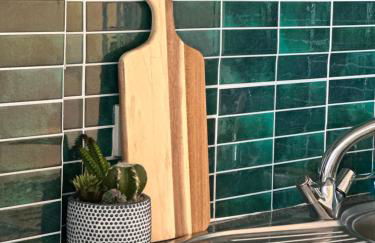 The Nook, Hayling Island - Photo 3