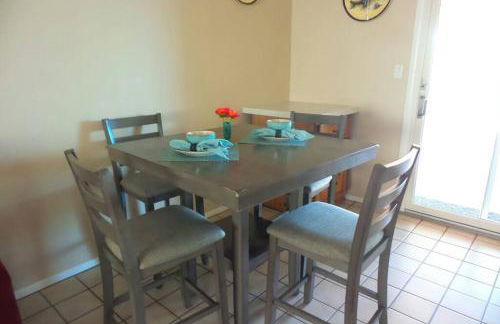 Water Front Sweet Home - Photo 32