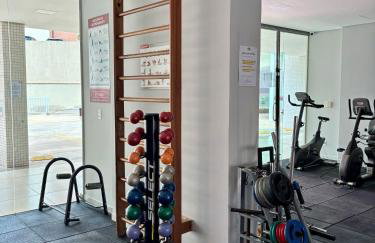 Ap completo com ar e garagem coberta próximo ao metrô - Foto 35