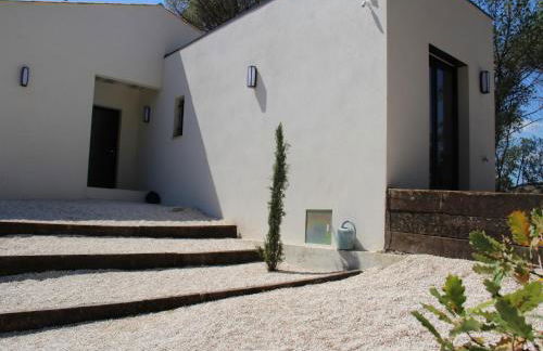 State of the Art Fixtures Villa in Vidauban with Pool - Photo 69