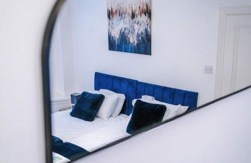 4 Bedroom House in Walkden with Free Parking, by Short Term Digs Short Lets & Serviced Accommodation - Foto 32