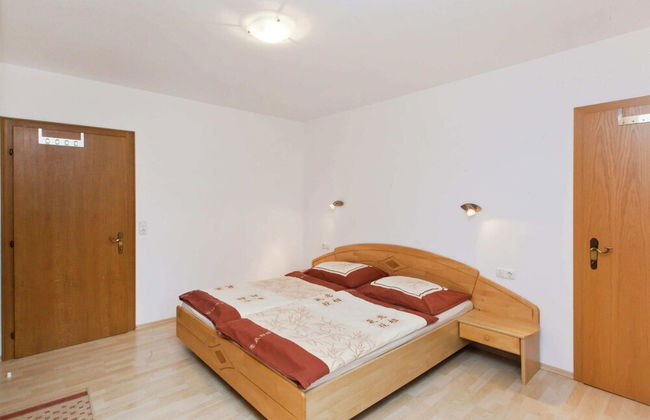 Beautiful Apartment With Large, Sunny Balcony - Foto 7