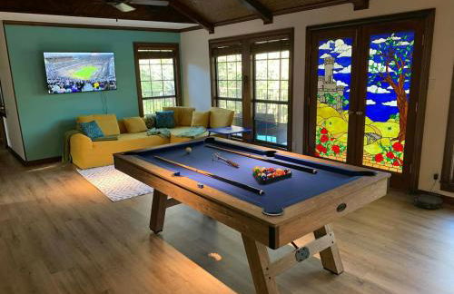 The Castle Hideaway Pool-16 plus-Guests-Game Room - Foto 6
