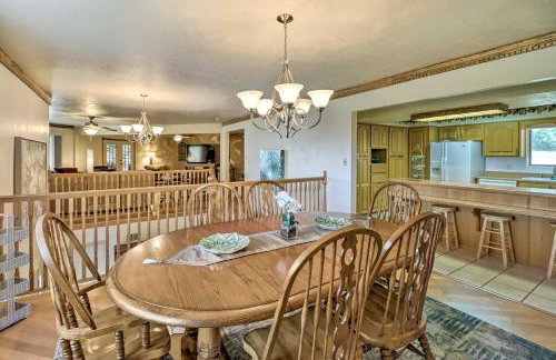 Large Home with Games 4 Mi to Bull Shoals Lake! - Foto 14