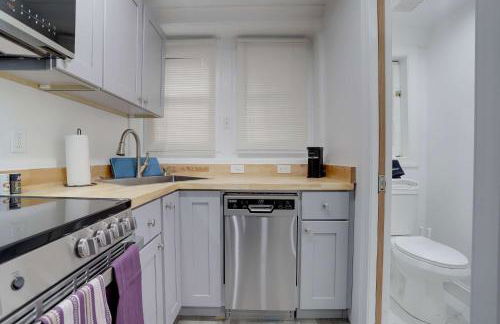 Sojourn Studio Cosmopolitan Pad 5 Min from Metro - Foto 12