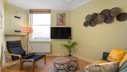 Bright Shoreditch 1 Bedroom Apartment Close to Brick Lane & Tube Sleeps 4 - Foto 2