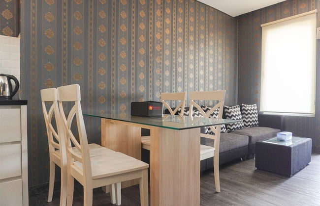 Good And Homey 2Br At Nifarro Park Apartment - Foto 19