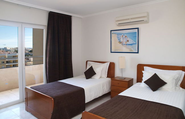 Apartamentos Jardins da Rocha - Foto 6