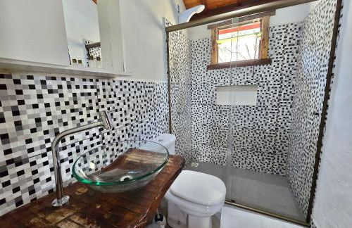 Chalés Vila Real - Tranquilidade na Serra de Carrancas - Piscina com uma vista espetacular do Pôr do Sol - Foto 14