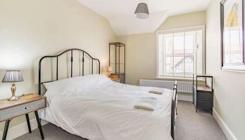 Sea View Penthouse - Walkable to Beach & Town - Foto 3