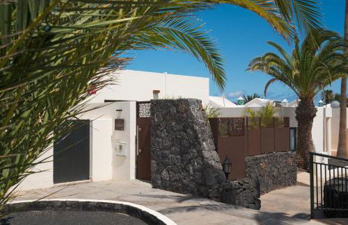 Villa Irene Lanzarote en Costa Teguise en complejo con piscina comunal - Foto 28