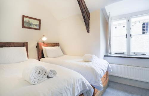 South Wing - Foto 15