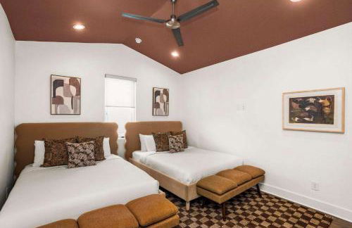 CHARM Near Broadway in Walkable 8th Ave S - Foto 30