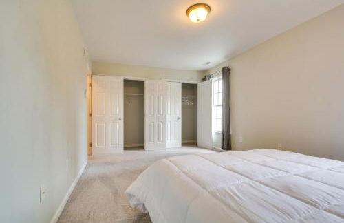 Fire Pit and Pool Access Quiet Holly Springs Home - Foto 22