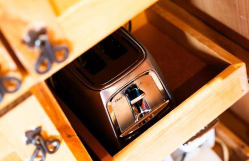 Legendary 3 Bedroom Estate with Pool & Hot Tub! - Foto 53