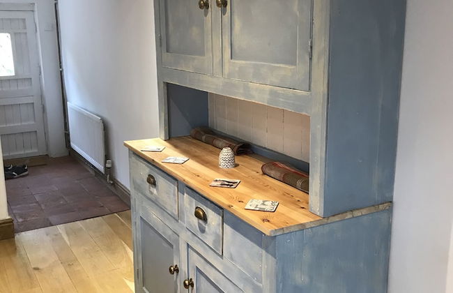 Village Period Cottage Next to a Idyllic Stream - Foto 14