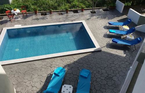 Greek Style Ground Floor Apartment & Pool - Foto 41