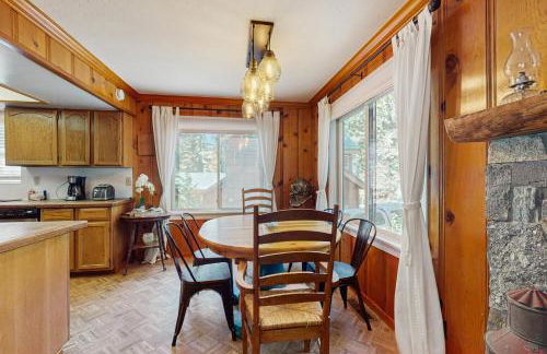 Casual and Cute Cabin Near the Lake - Foto 8