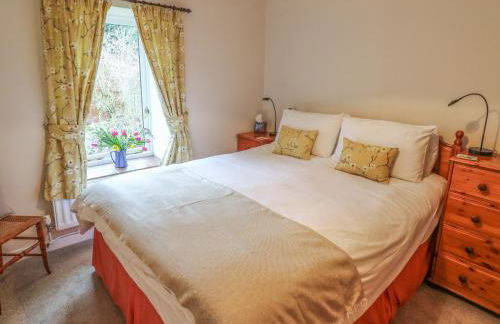 Barn Croft Cottage - Photo 13