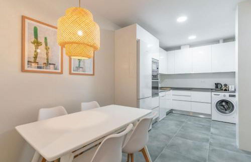 Stylish Central -4bedrooms 2bathrooms-Salamanca - Photo 8