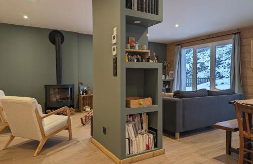 Chazelet - Avec terrasse et jardin - Photo 55