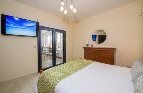 Manolia Dream Apartment 3-bedrooms 30m to the beach - Foto 24