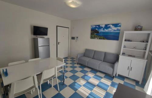 Appartamento L'Azalea - a due passi da Numana con grande terrazzo e piscina condominiale stagionale - Foto 8