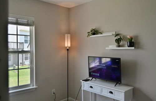 Amazing Renovated Townhouse - Foto 37