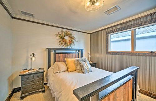 Rustic-Chic Apartment with Gas Grill 20 Mi to MSU! - Foto 15