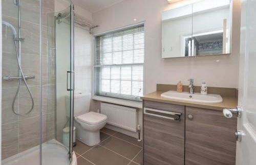 The London House - Entire Villa - Foto 38