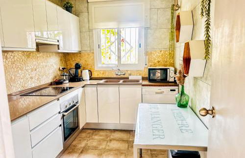 Beach house with private swimming pool * 5 min walk to the beach - Foto 21